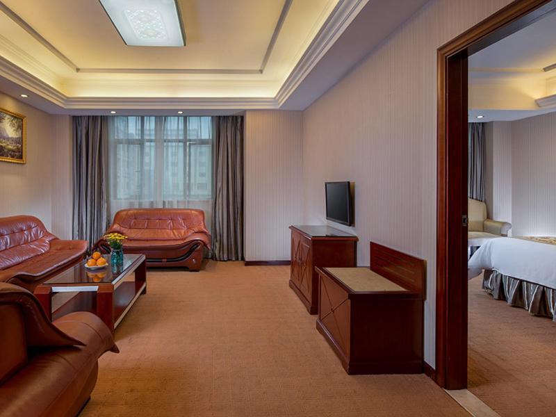 Vienna Hotel Guangzhou Airport 2 Zewnętrze zdjęcie